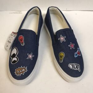 Slip on sneakers, NWT
